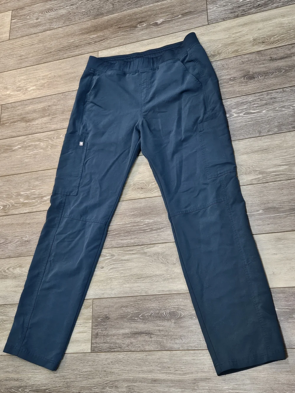 Figs Men's Axim Straight Leg Caribbean Blue Cargo Scrub Pants Size Large